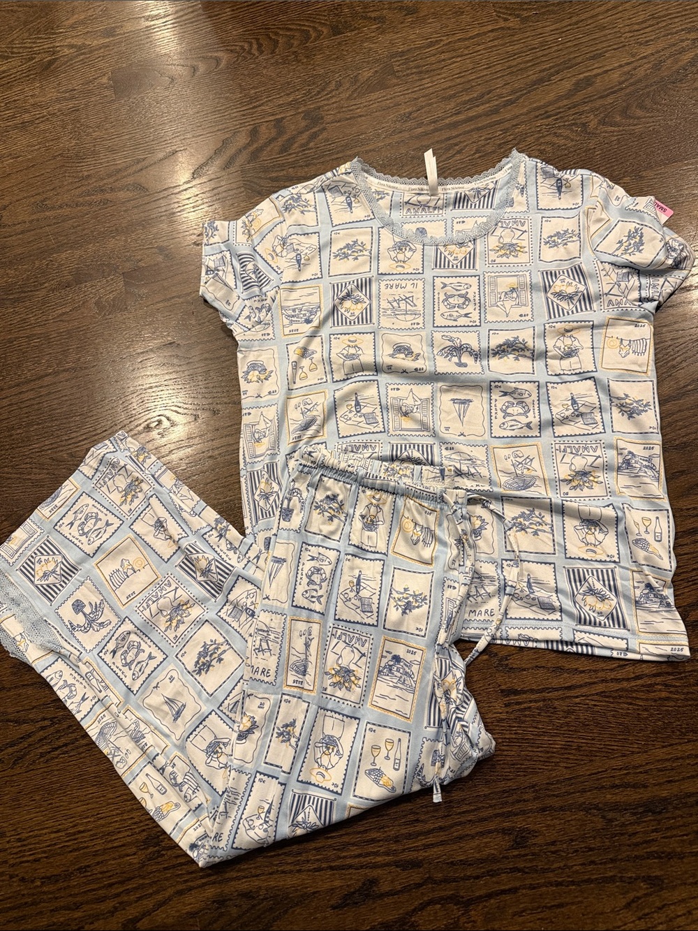 Woman’s small Pajama Set lounge - Blue & White Pattern